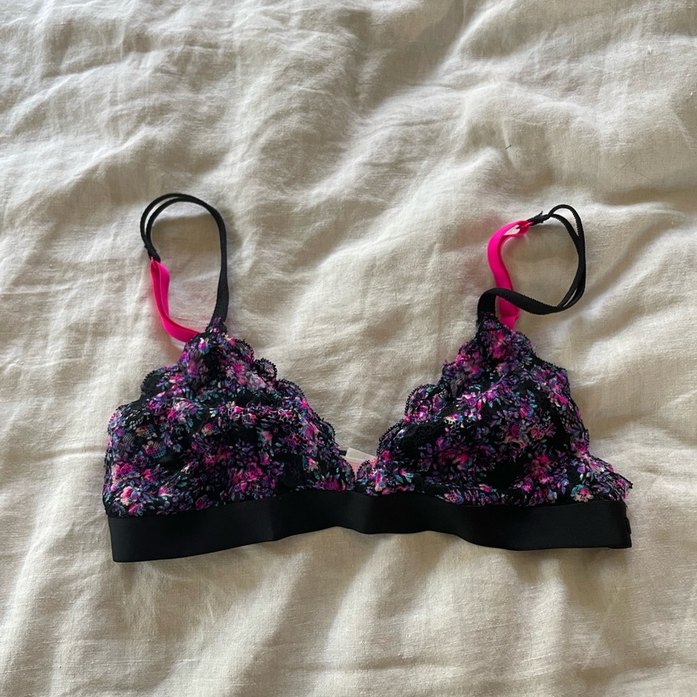 VS PINK Lace Bralette